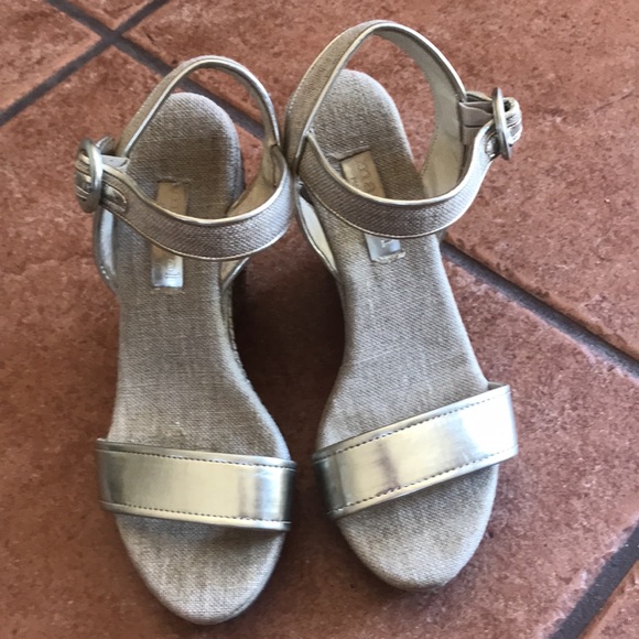 Maypol gray metallic wedge heel sandals shoes size 38 - Picture 4 of 16